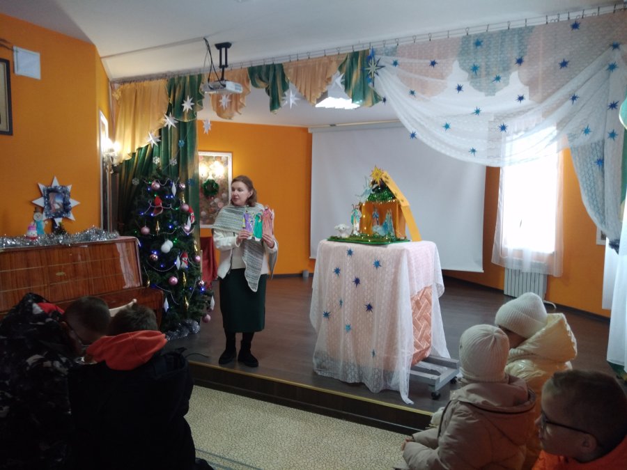 Праздничная программа «Рождество приходит к каждому» 