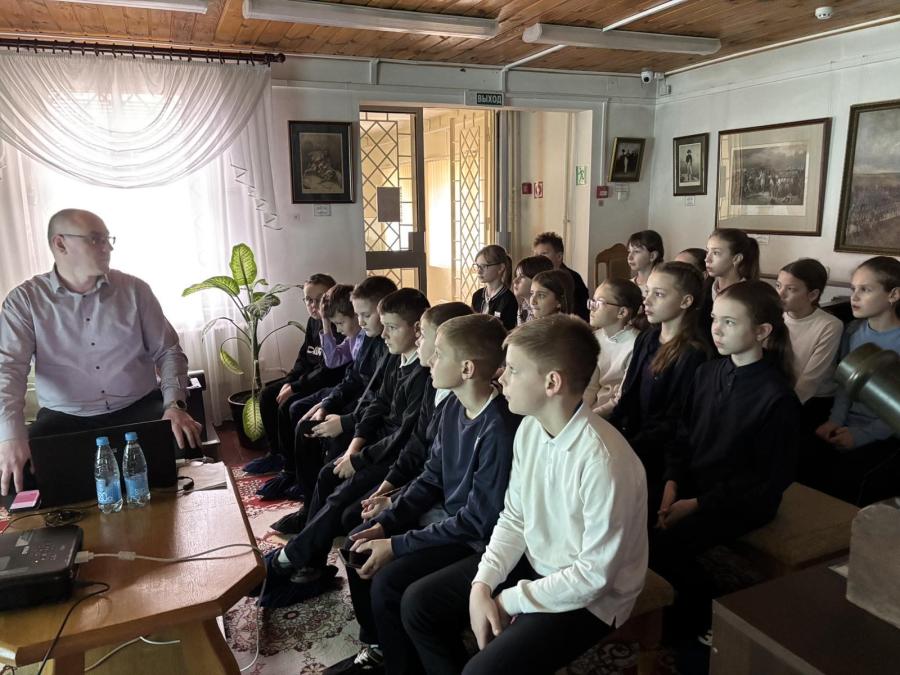 Урок в музее для учащихся 4 